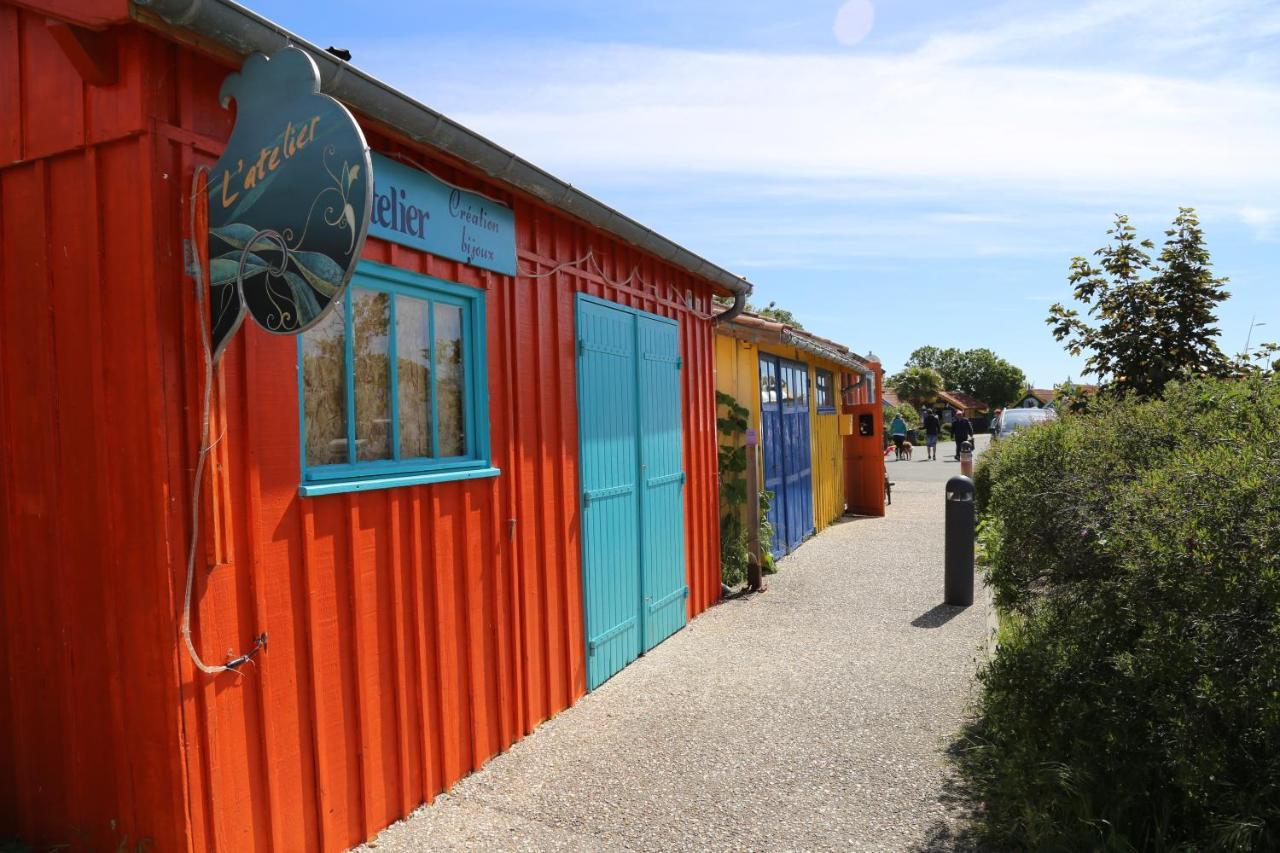 Gite Le Bonheur Hiersac Exterior foto